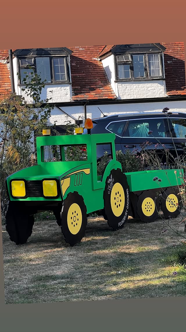MDF Tractors - 2025