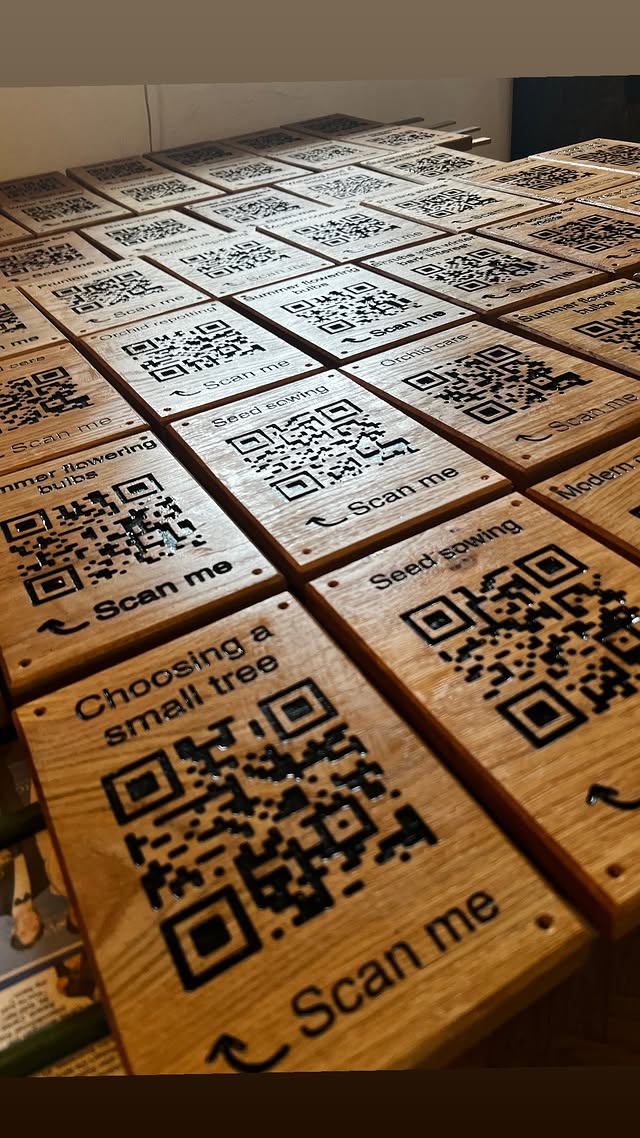 Oak QR Code signs