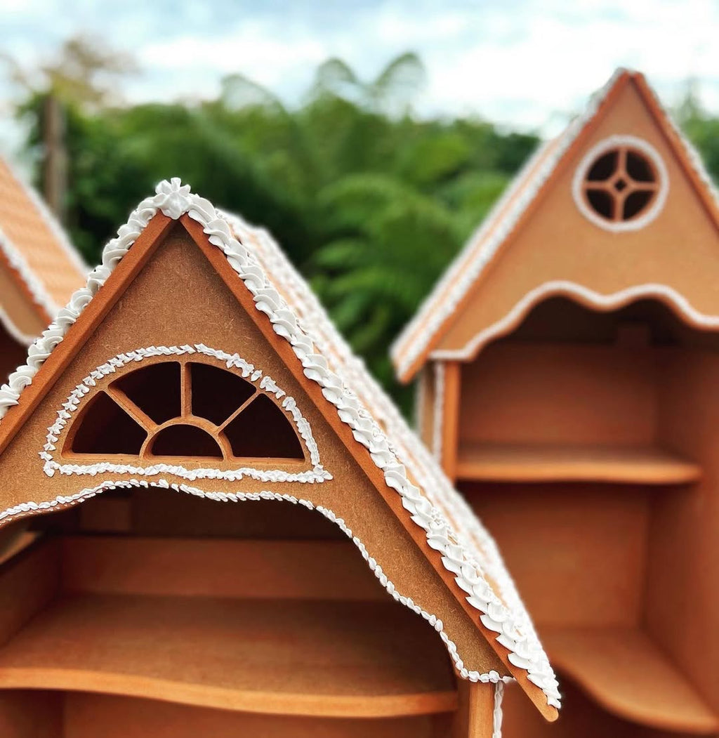 Gingerbread House Shelves