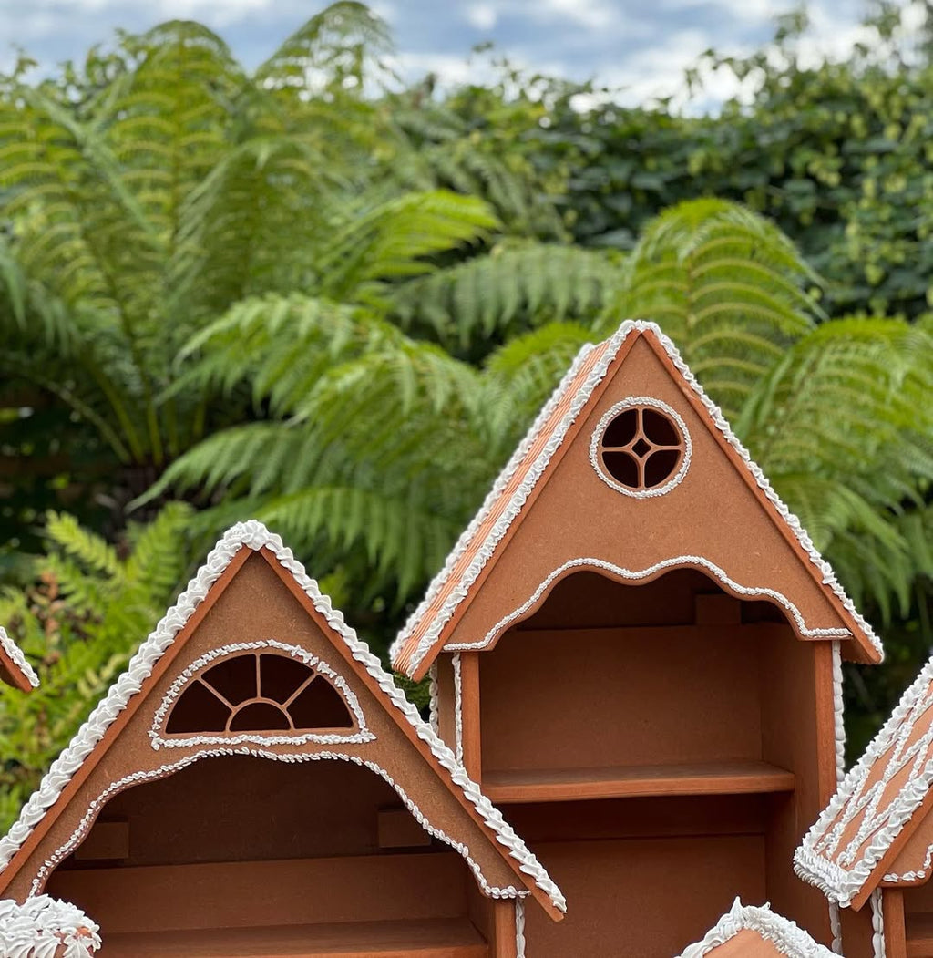 Gingerbread House Shelves