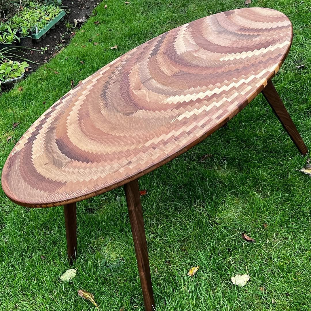 Walnut coffee table - 2023