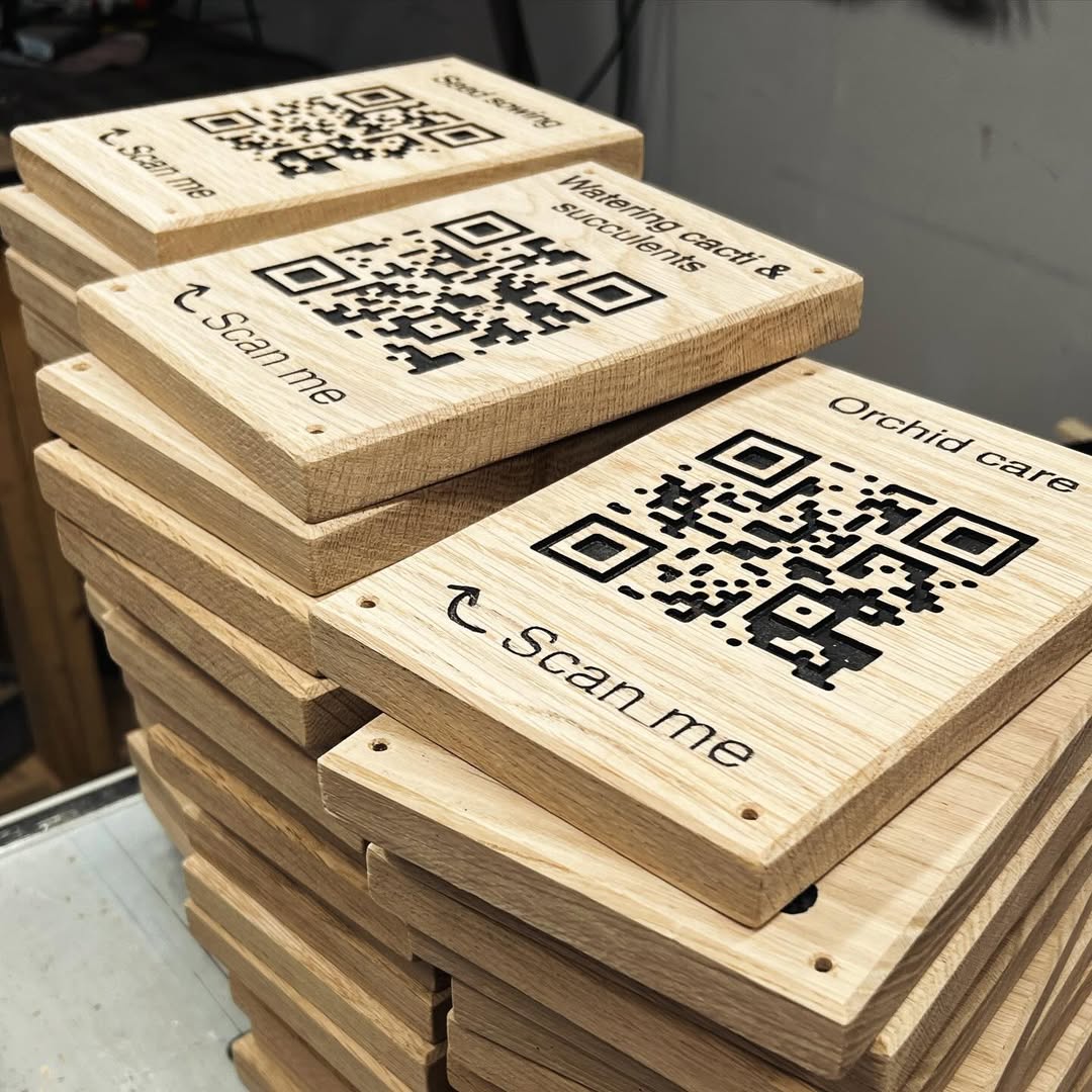 Oak QR Code signs